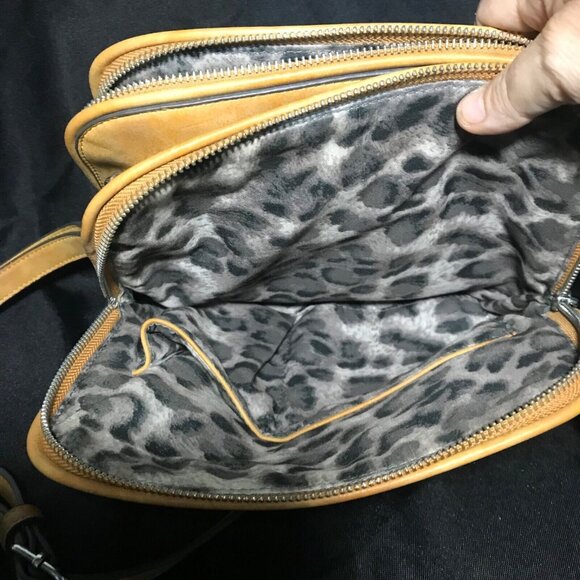 PinkStix Faux Leather Tan Crossbody Bag Purse Chettah Print Lining - Picture 13 of 13